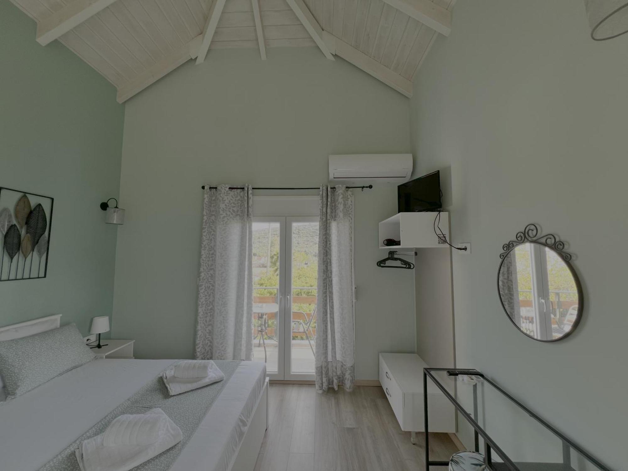 Ktima Klimentini Apartment *