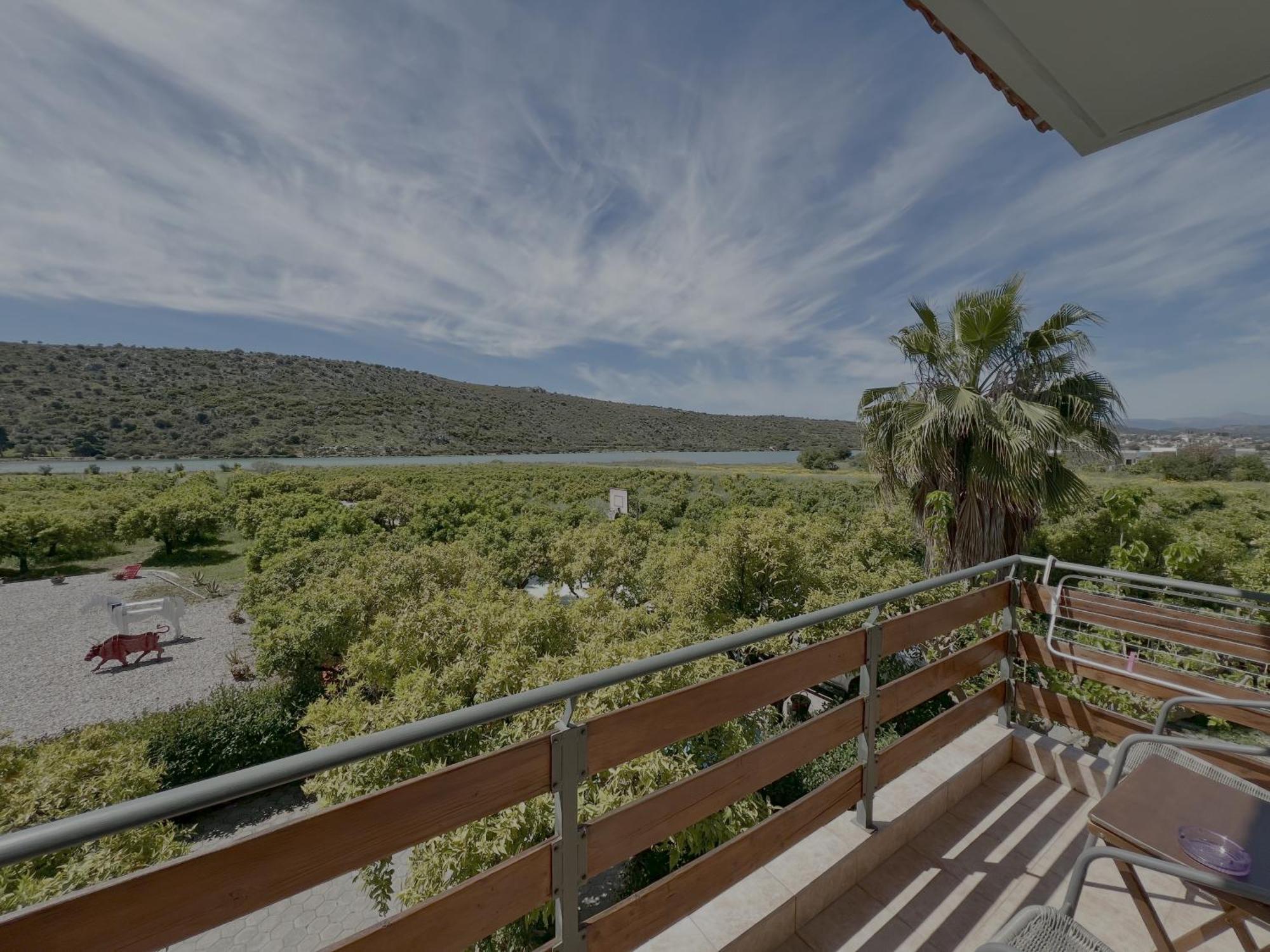 Ktima Klimentini Apartamento Vivári